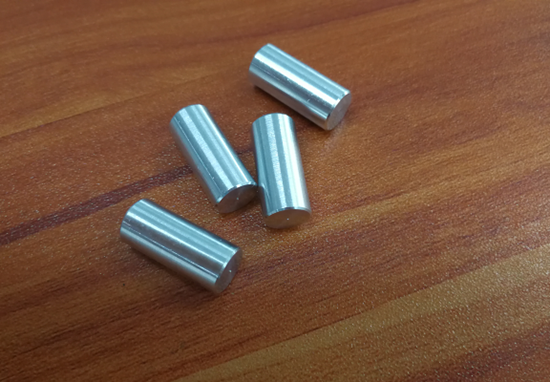 鋼絲雙頭倒角折彎成型，選貝朗線材折彎機