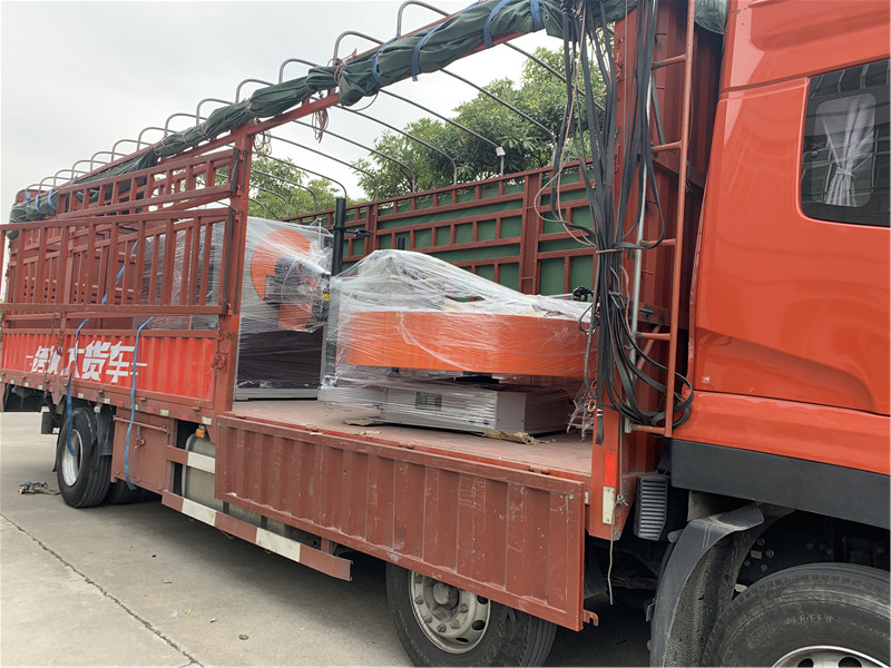 特大喜訊！貝朗自動化彎線機發貨佛山客戶處